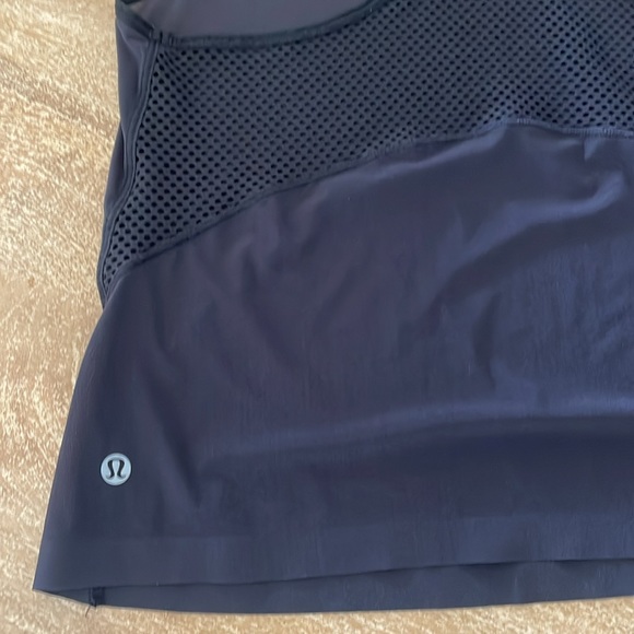 Lululemon Mesh Back Cropped Train Tank Top - Picture 6 of 6